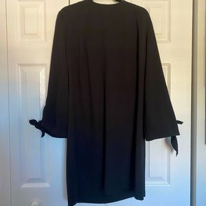 Elegant black dress perfect for the evening occasion